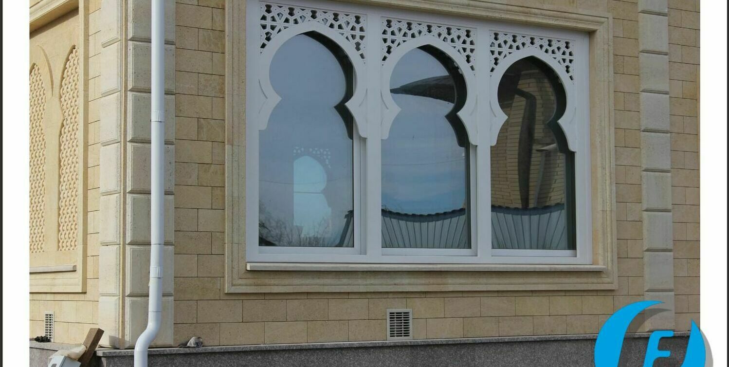 Ажурный узор тройных решеток в увеличенном масштабе