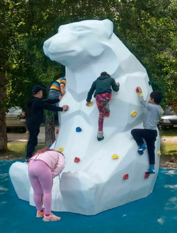 овременная скульптура арт-объект из лёгкого и прочного стеклопластика