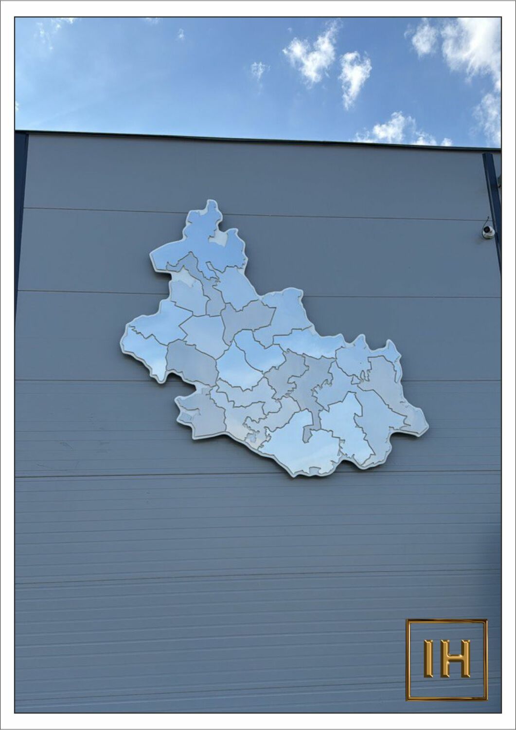 Карта региона из нержавеющей стали с гравировкой